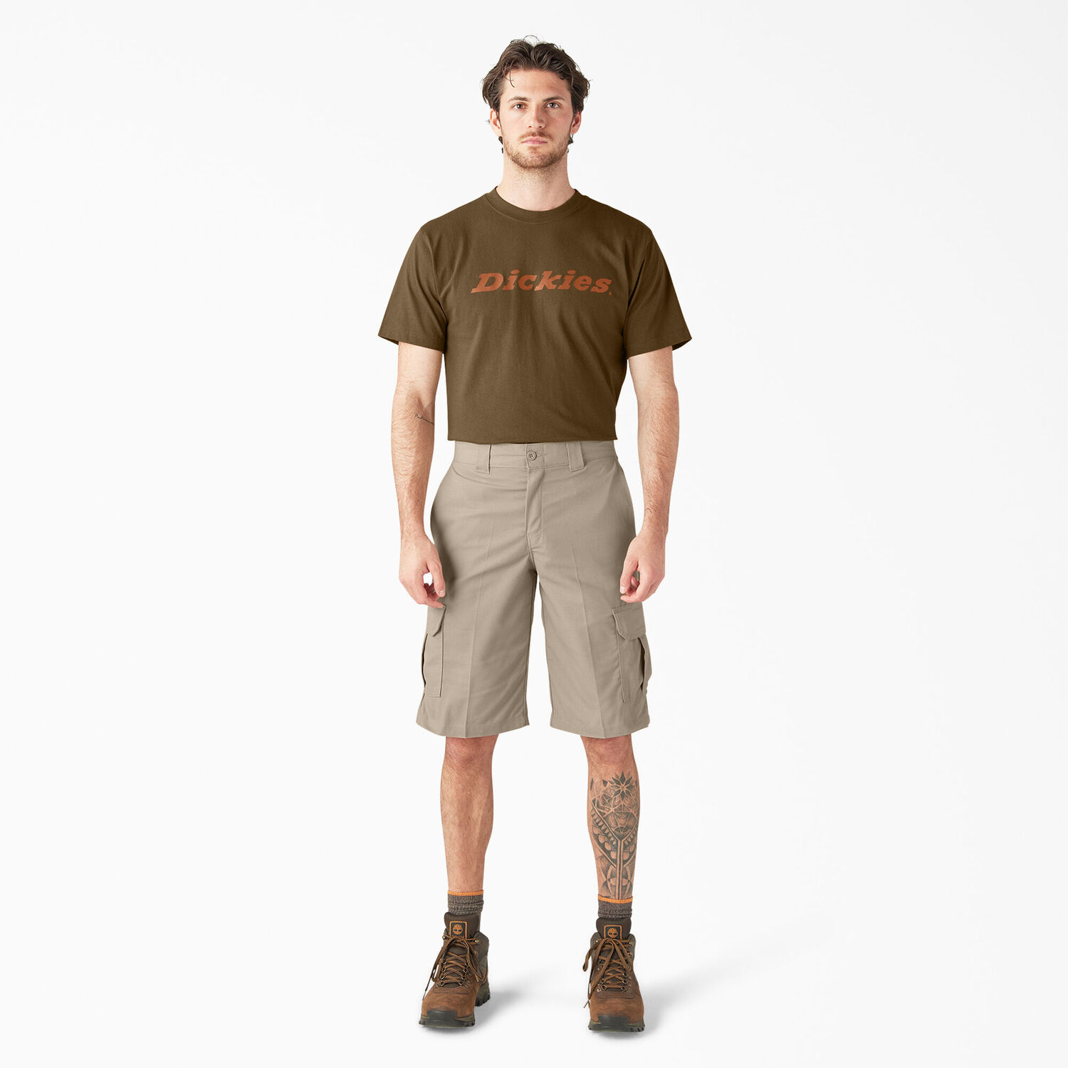Dickies Men's FLEX Relaxed Fit Cargo Shorts in Desert Sand