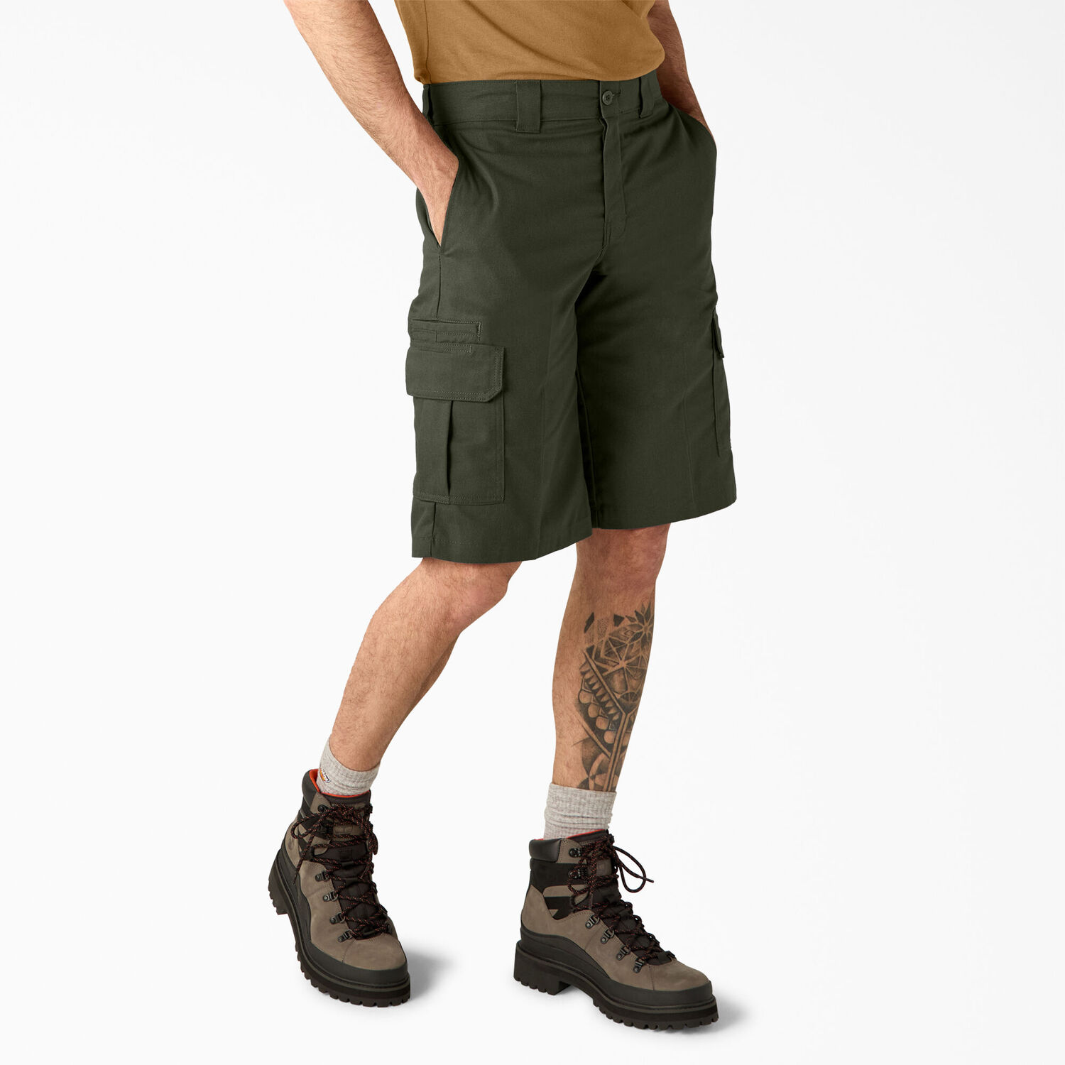 Dickies Men's FLEX Relaxed Fit Cargo Shorts in Olive Green