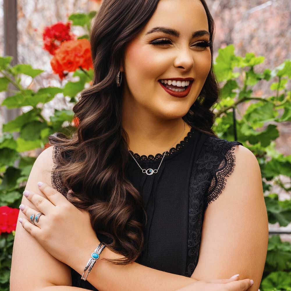 Montana Silversmiths Women's Floating on a Breeze Necklace