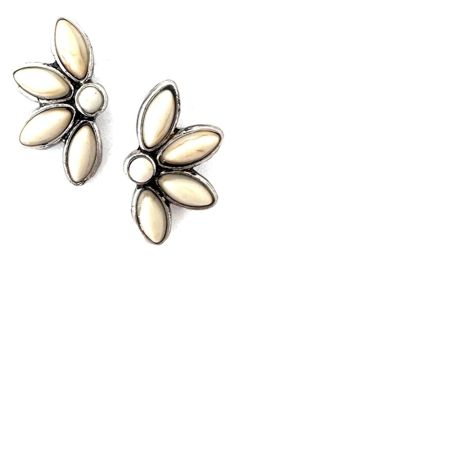 Wyo-Horse Women's Half flower Stud Earrings