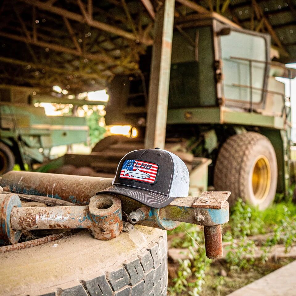 STLHD Men's Nation Trucker Hat in Black/White