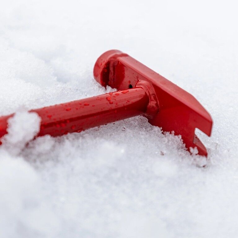 Eskimo Redneck Bucket Ice Chisel, 19-In