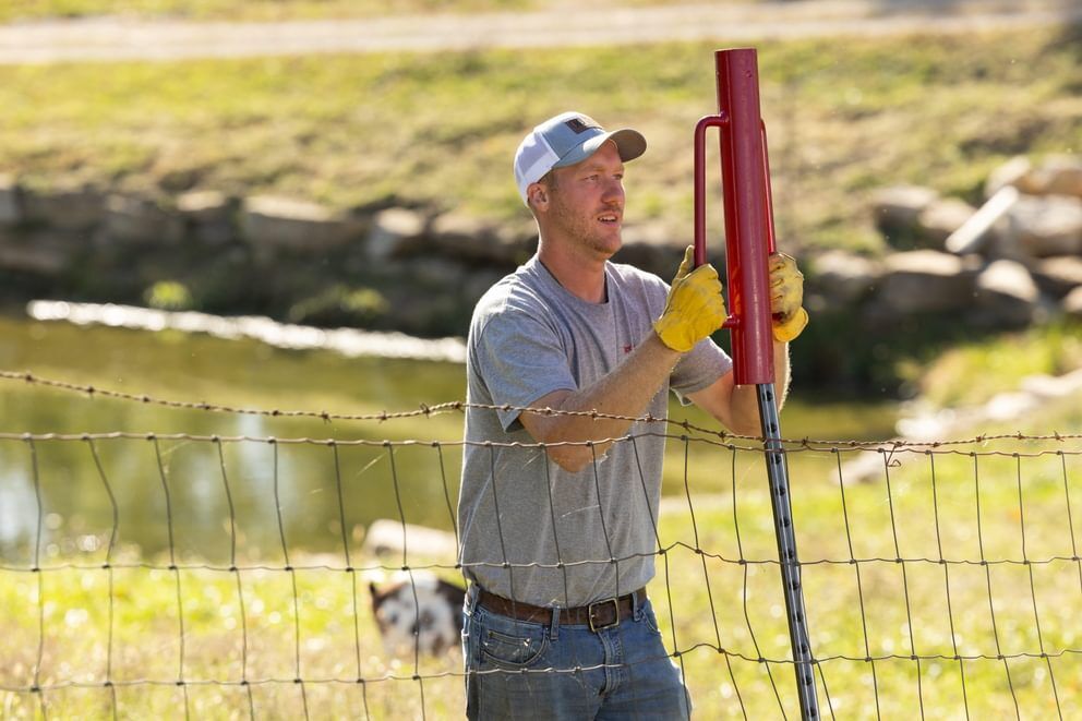 Behlen Country Red Post Driver