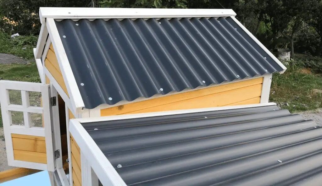 Rugged Ranch Laredo Wood Chicken Coop