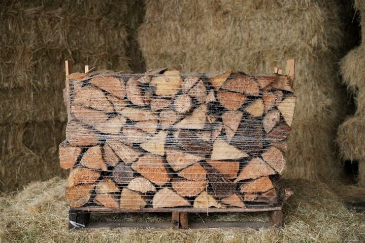 KA Ranch Douglas Fir 1/4 Cord Hand Stacked Premium Firewood Pallet