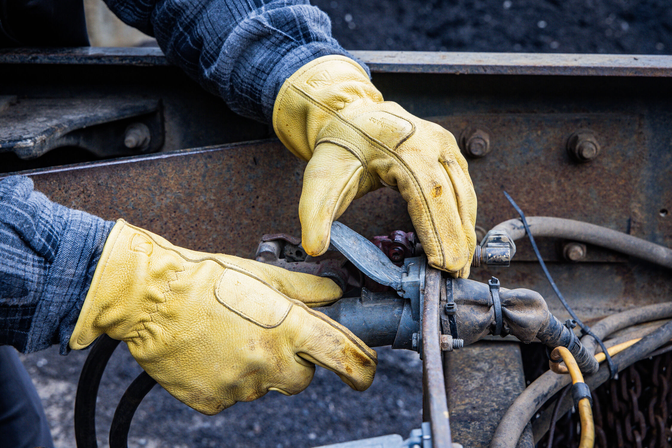 Noble Outfitters Men's Cowhide Heavy Duty Pro Work Glove