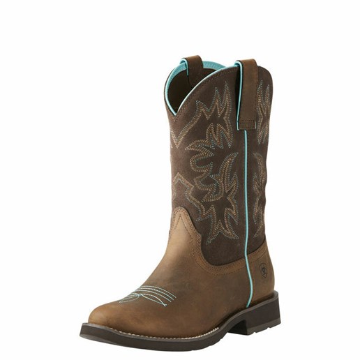 Ariat Women's Delilah Round Toe Western Boot in Distressed Brown