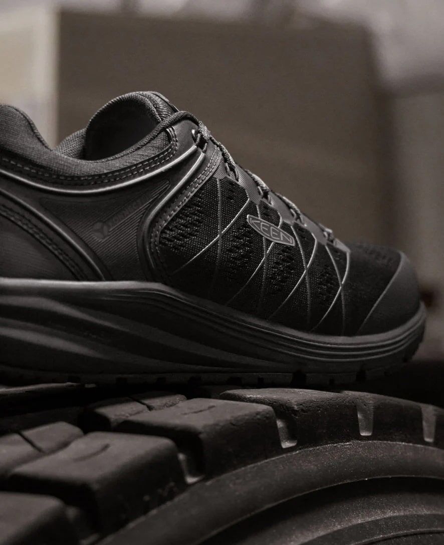 Keen Men's Vista Energy Carbon Toe Work Shoe