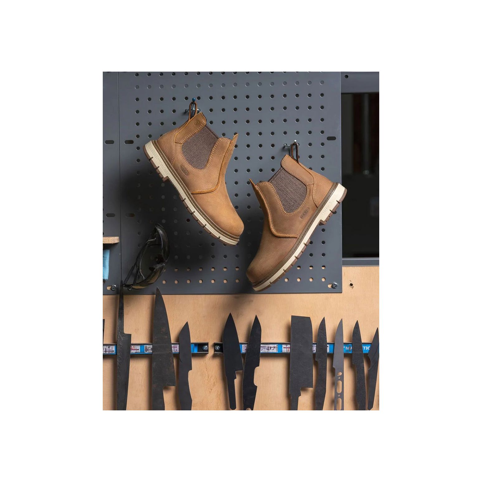 keen women's dress boots PTC Oxford Size 7.5D density CAV/E insole for lightweight cushioning Breathable fabric lining Insole in CAV/E double density removable with support of the arch for comfort that lasts all day Technologies Keen KEEN Utility Boots: Women's 1030649