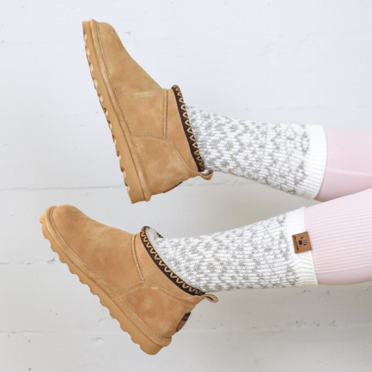 Bearpaw Women's Super Shorty Deco Slipper