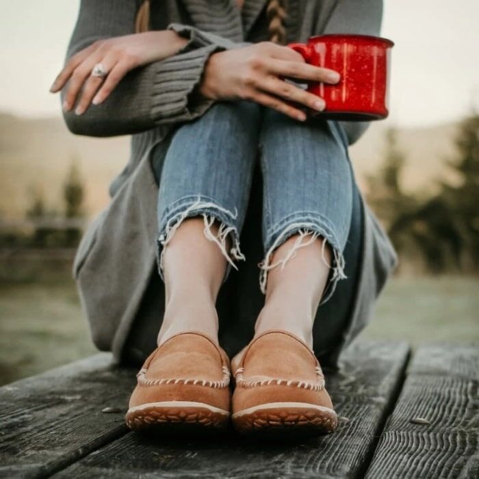 Minnetonka Women's Tempe Slipper in Cinnamon