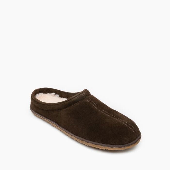Minnetonka Men's Taylor Slipper in Chocolate