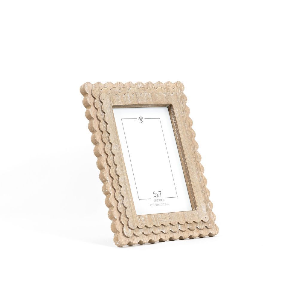 Adams & Co. Natural Scalloped Wood Photo Frame, 8-In x 10-In x 1-In