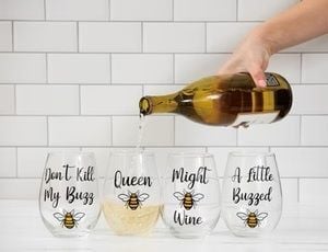 VIP Home & Garden Glass Bee Wine Glasses, 4-Pk