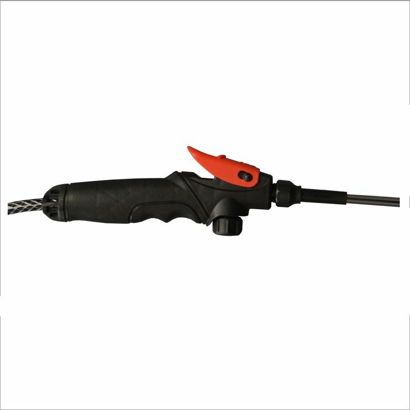 Roundup Multi-Use Sprayer with 3-In-1 Nozzle and Weed Shield, 2-Gal