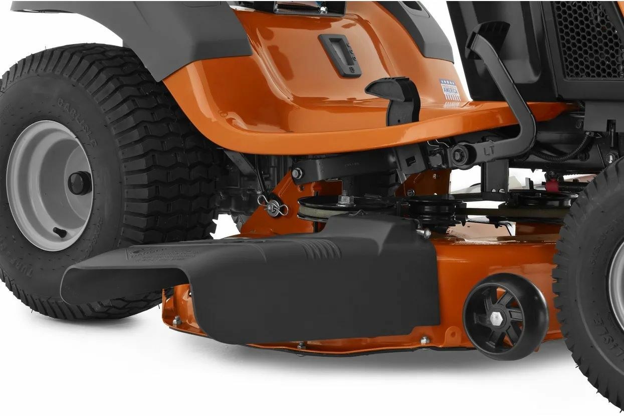 Husqvarna TS 142K Riding Lawn Mower