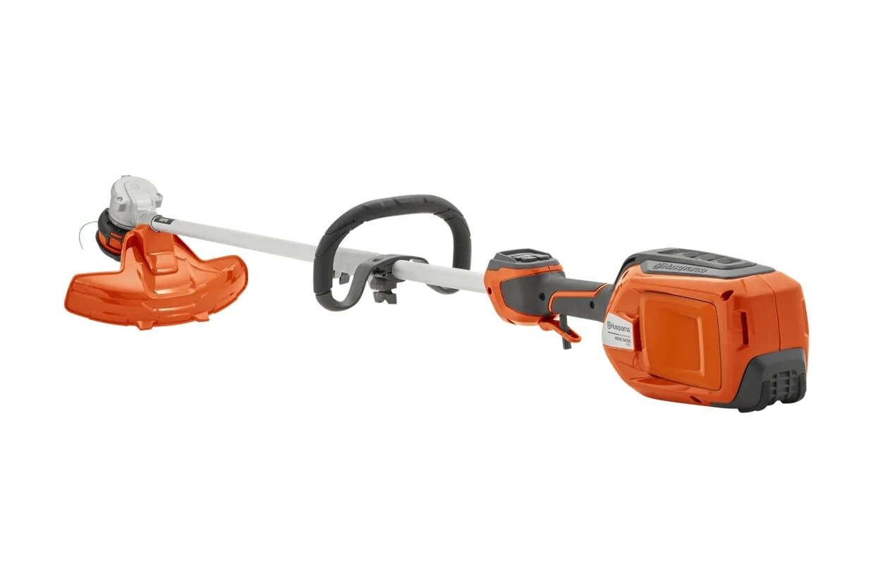 Husqvarna Weed Eater 320iL With Battery And Charger