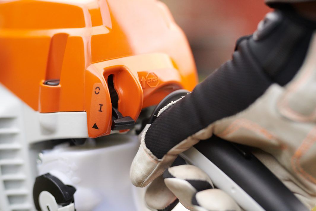 STIHL MS 261 C-M ElastoStart 20 in. Gas Chainsaw With 23 RM3