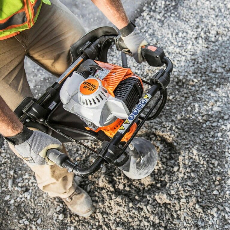 STIHL BT 131 Gas Earth Auger