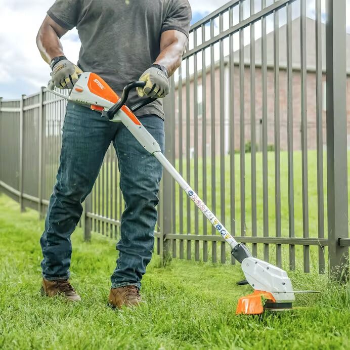 STIHL FSA 45 Battery Powered String Trimmer With Integrated Battery