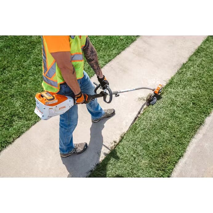 STIHL KMA 135 R Battery Powered KombiMotor (Tool Only)