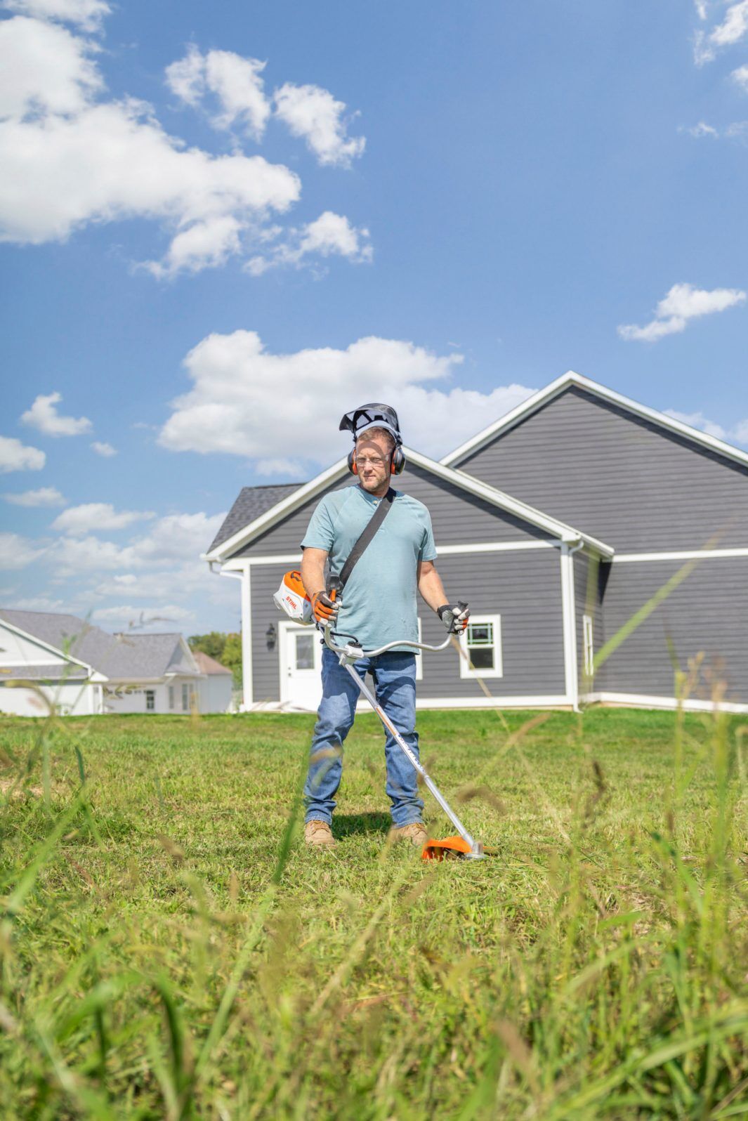 STIHL FSA 80 R Battery Powered String Trimmer Kit, 15 in.