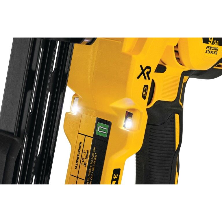DEWALT 20-V Max XR Fencing Stapler Kit, 9-Gauge