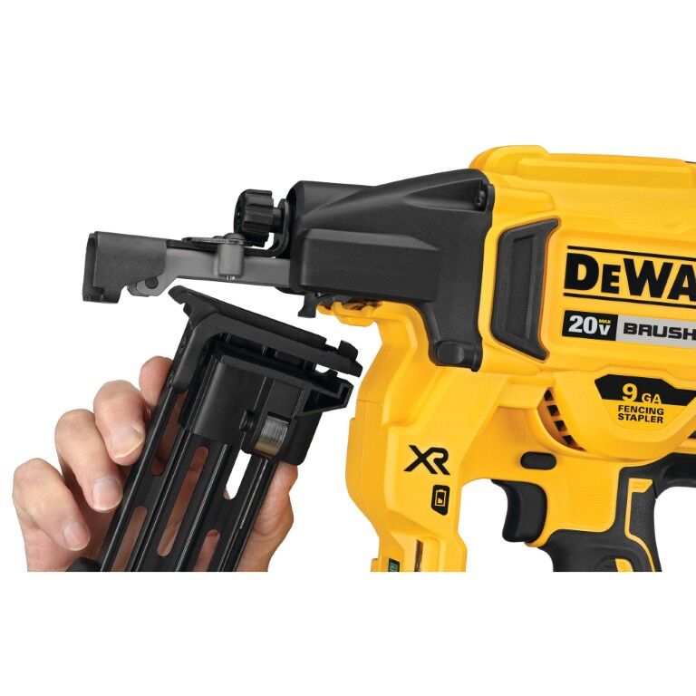 DEWALT 20-V Max XR Fencing Stapler Kit, 9-Gauge