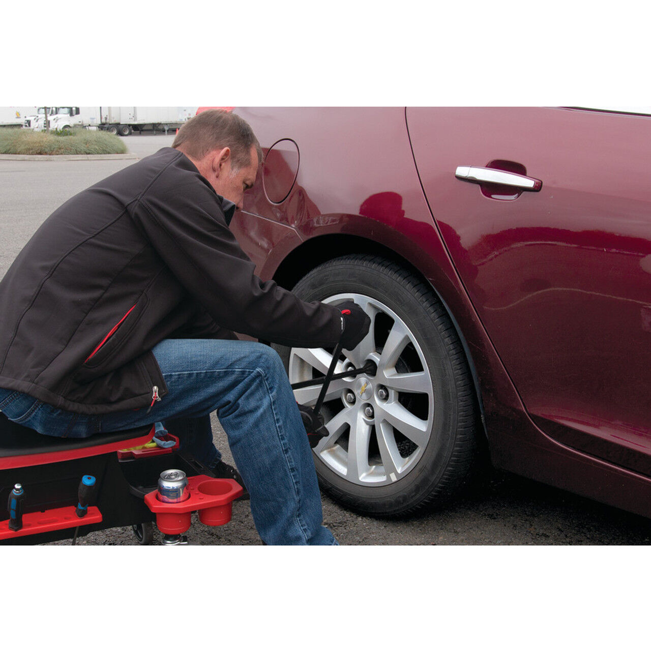 Performance Tool 4-Way Truck Lug Wrench, 25-In