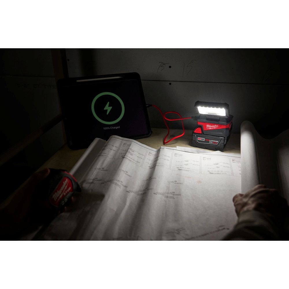 Milwaukee M18 ROVER Compact Folding Flood Light with USB Charging
