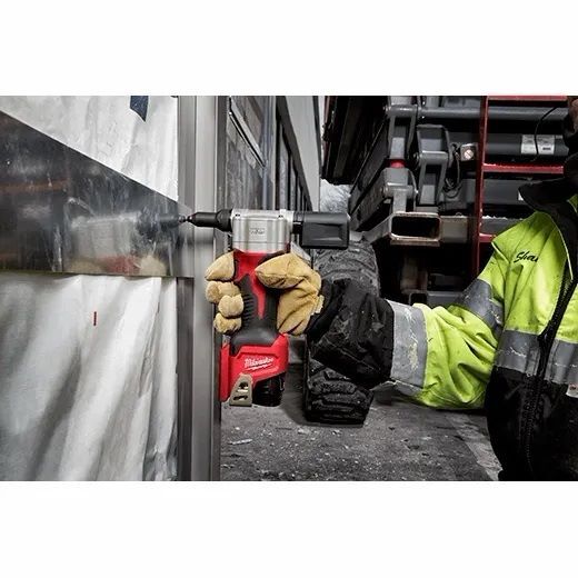 Milwaukee M12 Rivet Tool (Tool Only)