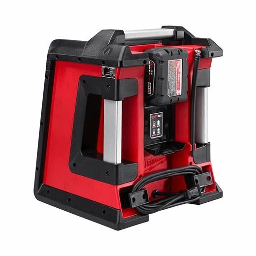 Milwaukee M18 Corded Jobsite Radio/Charger