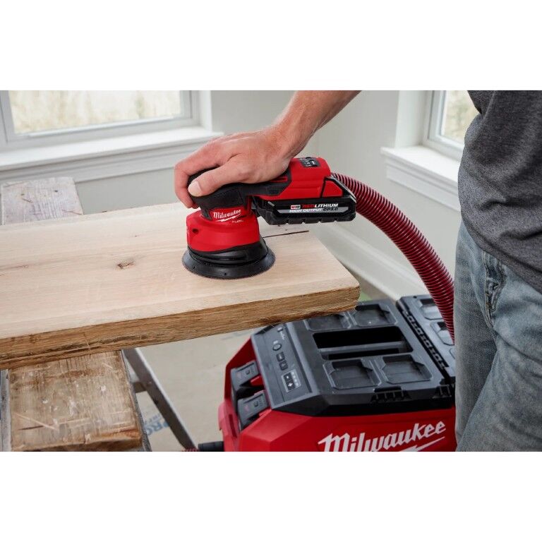 Milwaukee M18­ Fuel Random Orbital Sander, 5-In (Tool Only)