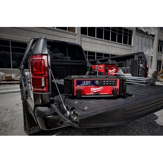Milwaukee M18 Corded Packout Jobsite Radio/Charger