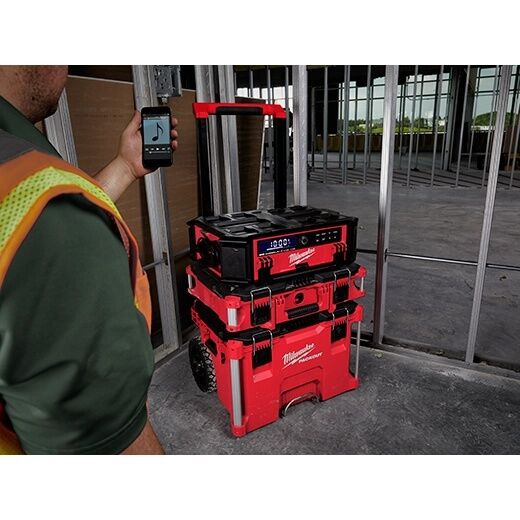 Milwaukee M18 Corded Packout Jobsite Radio/Charger