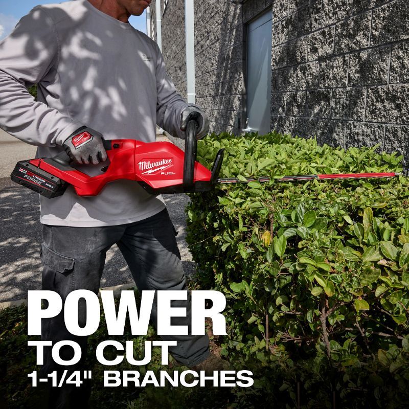 Milwaukee M18 FUEL 24-In Hedge Trimmer
