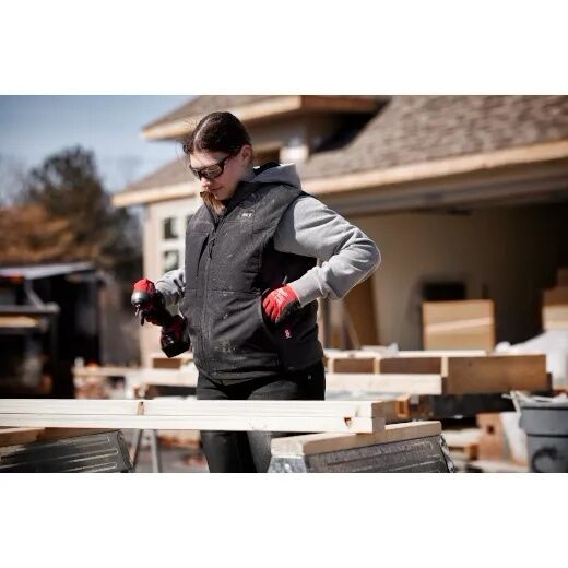 Milwaukee Women's M12 Heated AXIS Vest