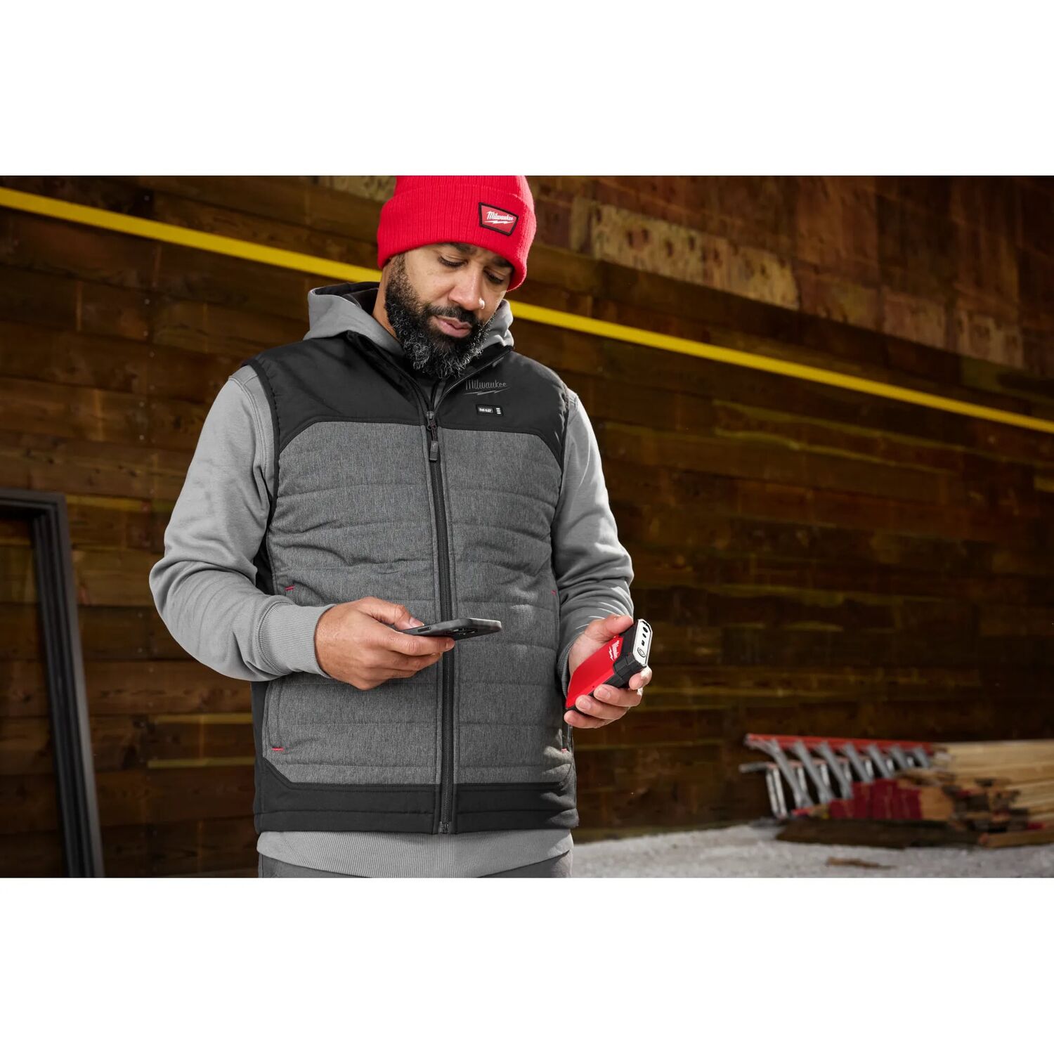 Milwaukee Heated Gear Power Source With App Control