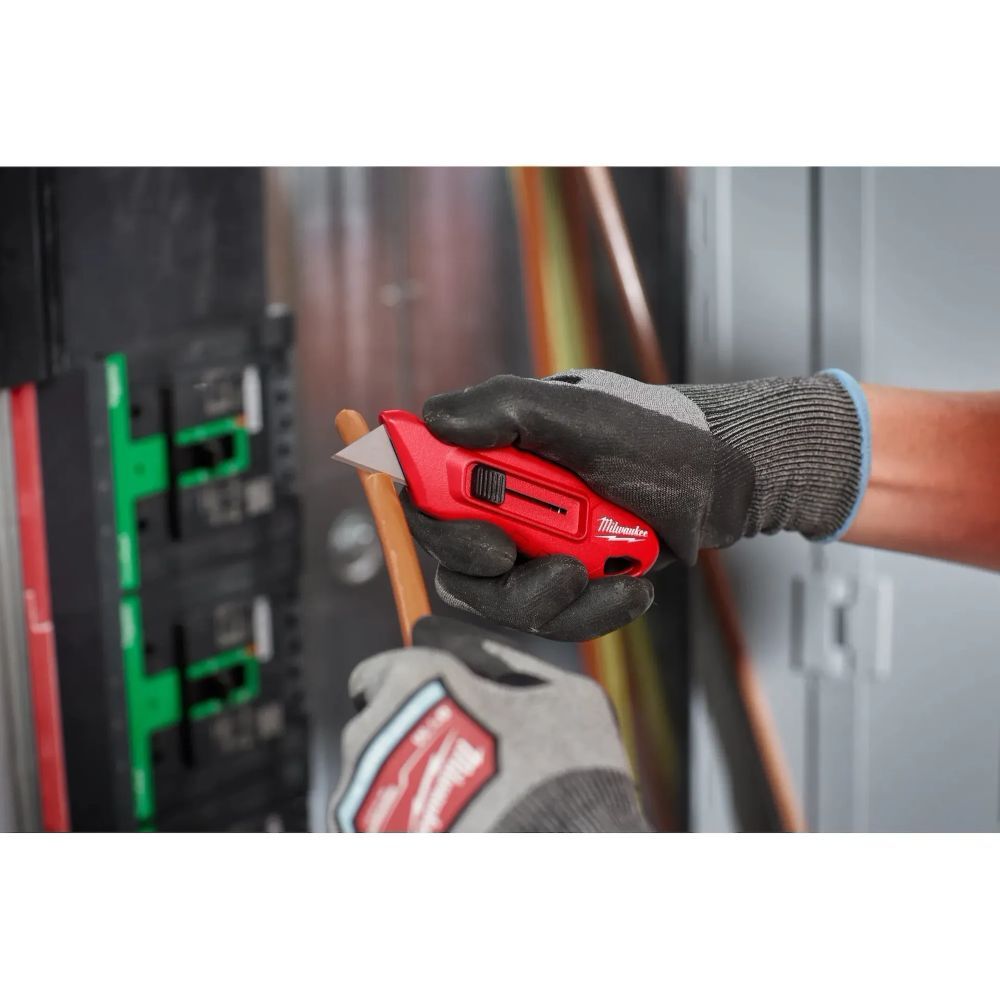 Milwaukee  Compact Side Slide Utility Knife