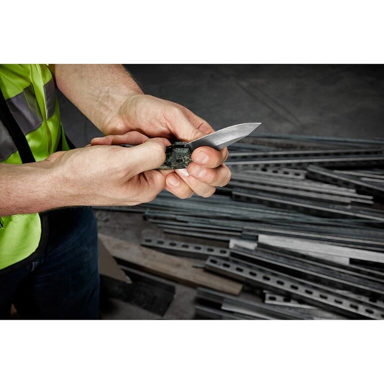 Milwaukee FASTBACK Camo Folding Knife