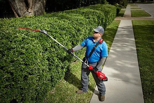 Milwaukee M18 Fuel Quik-Lok Articulating Hedge Trimmer Attachment