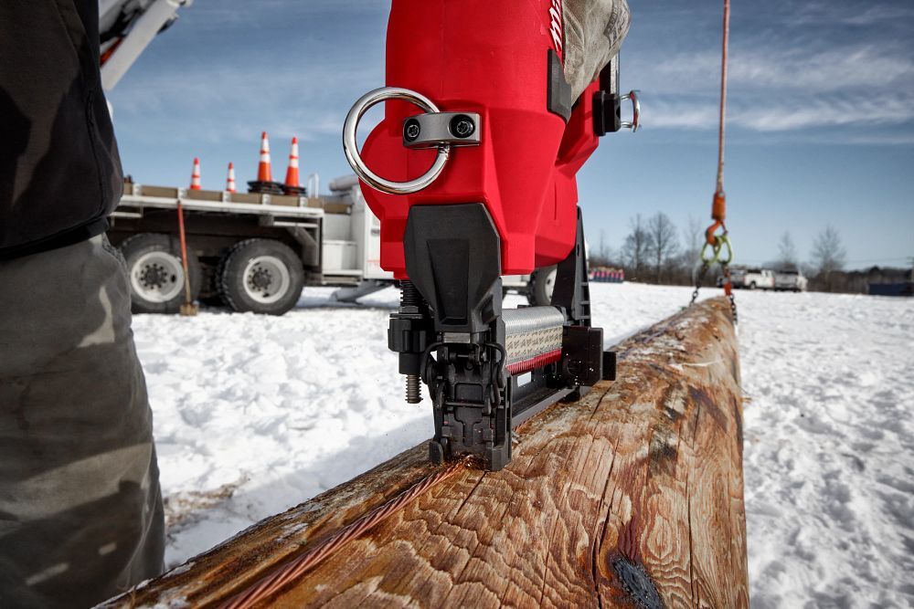 Milwaukee Galvanized Staples, 9-Gauge, 2-In, 960-Pk