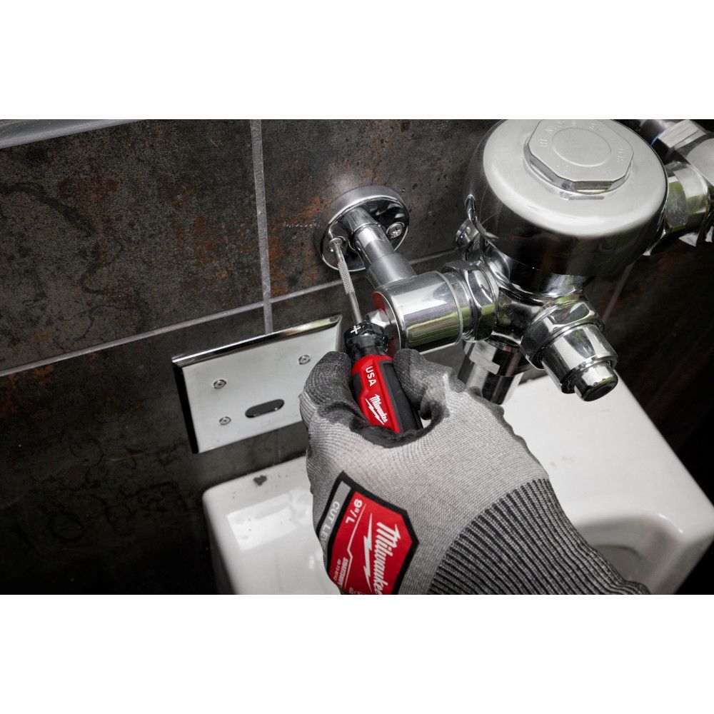 Milwaukee #3 Phillips 6-In Cushion Grip Screwdriver (USA)