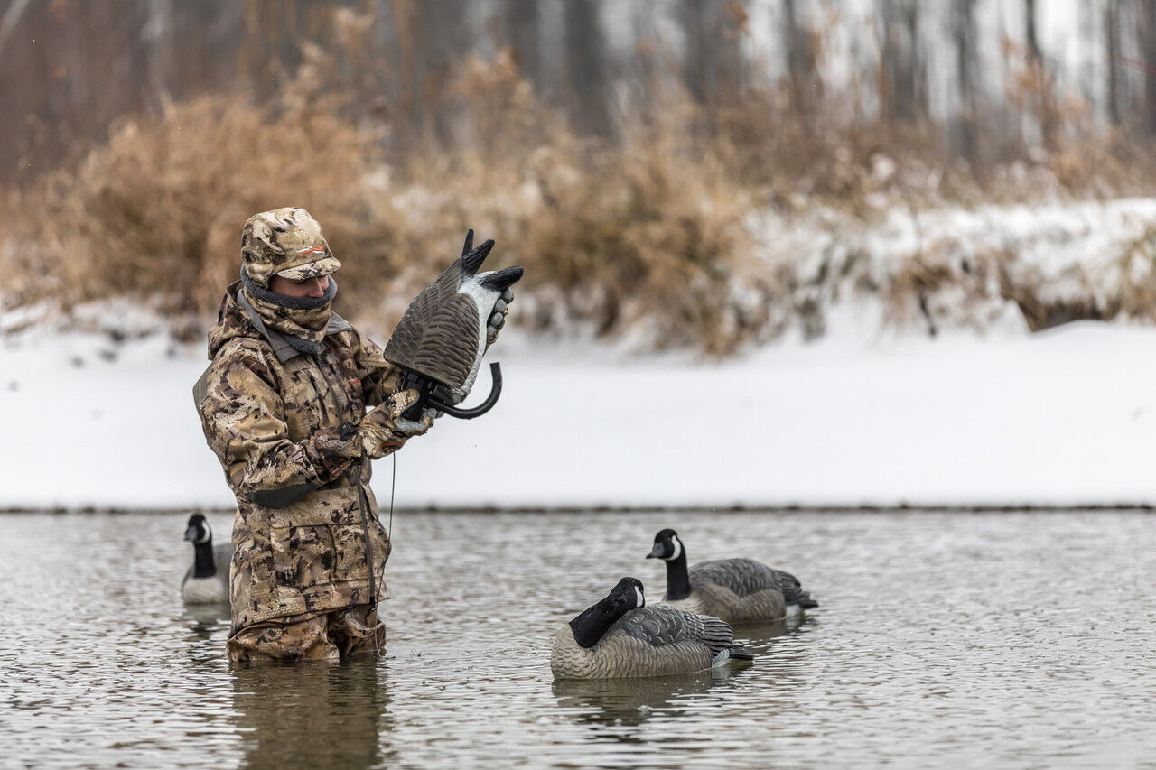 Lucky Duck Lucky Agitator HDi Canada Goose Decoy