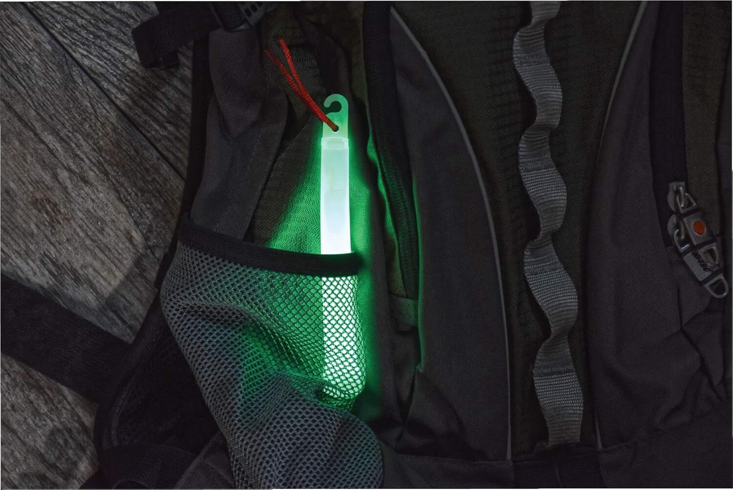 Sona Enterprises Green Glowing Light Stick, 6-In