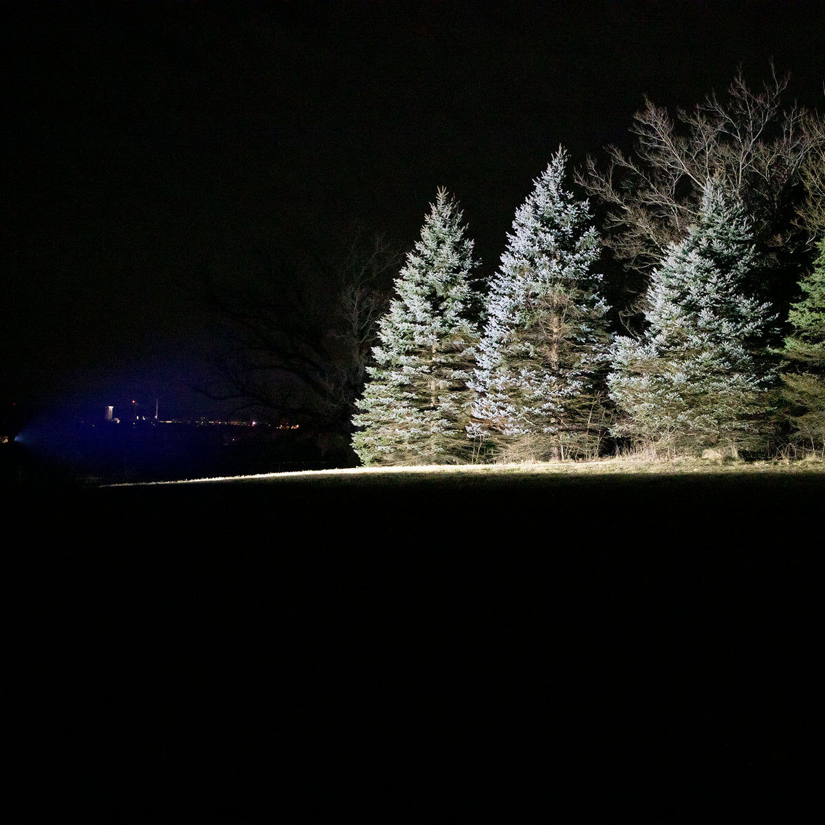 Kodiak Kraken Rechargeable Tactical Flashlight with Powerbank, 6000-Lm