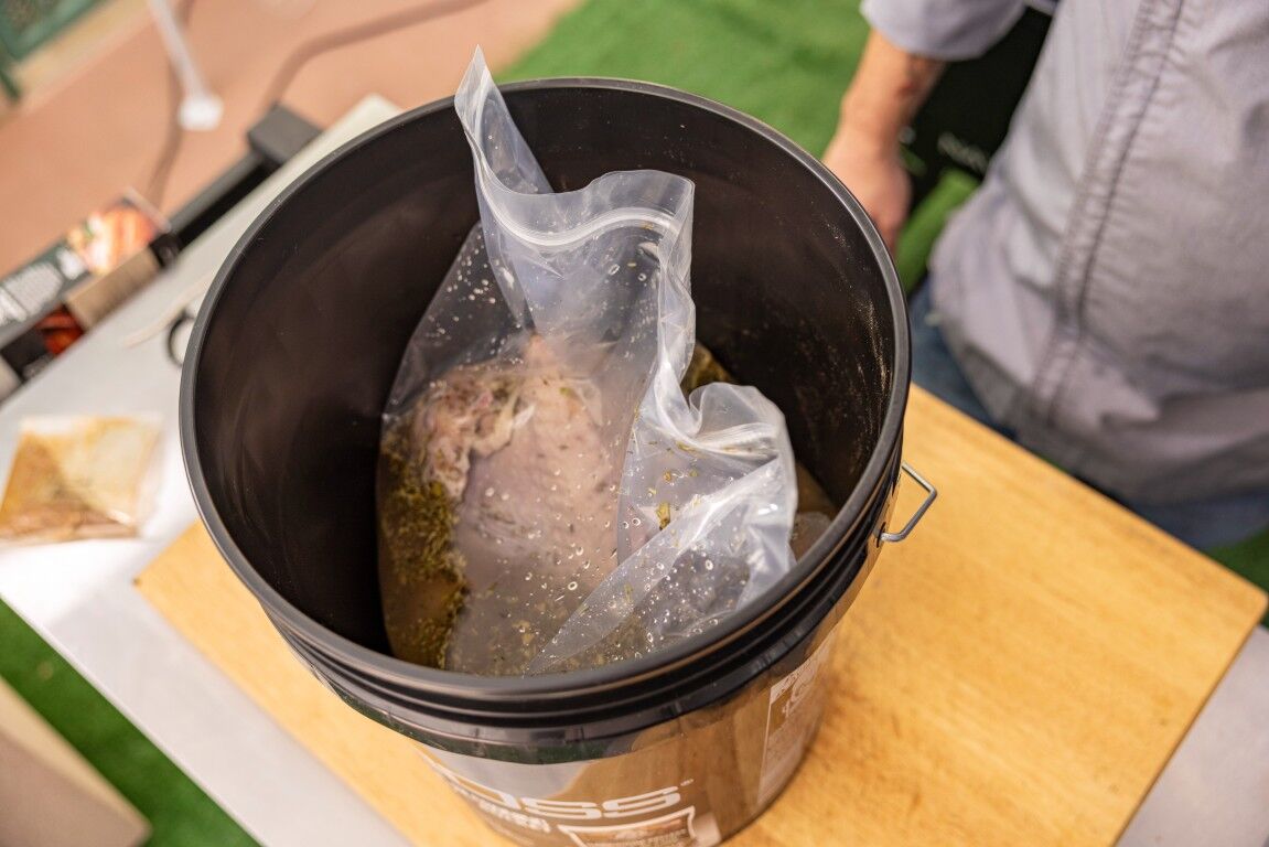 Pit Boss Turkey Brine Bucket Kit
