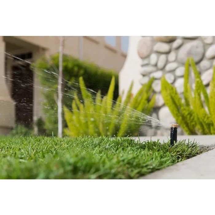 Rain Bird Mini Rotary Sprinkler Full Spray Pattern with Pressure Regulator, 13-18-Ft