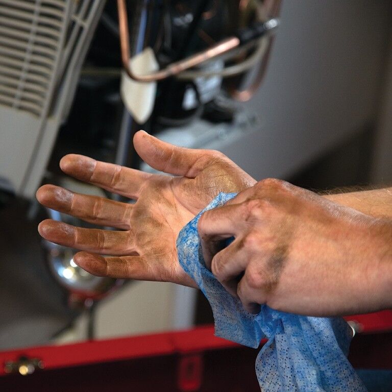 SCRUBS in-a-Bucket Hand Cleaner Towels, 72-Ct