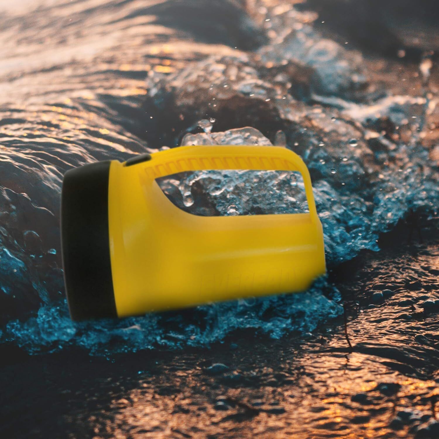Eveready 80 Lumen LED Floating Lantern​